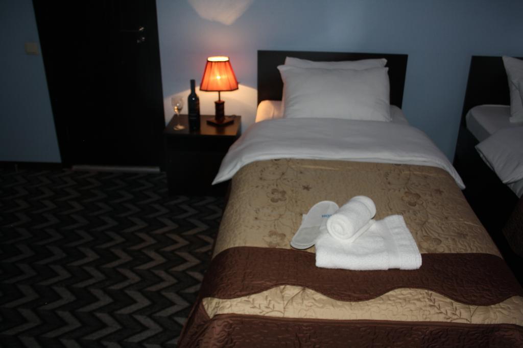 Royal Georgia Hotel Tbilisi Room photo